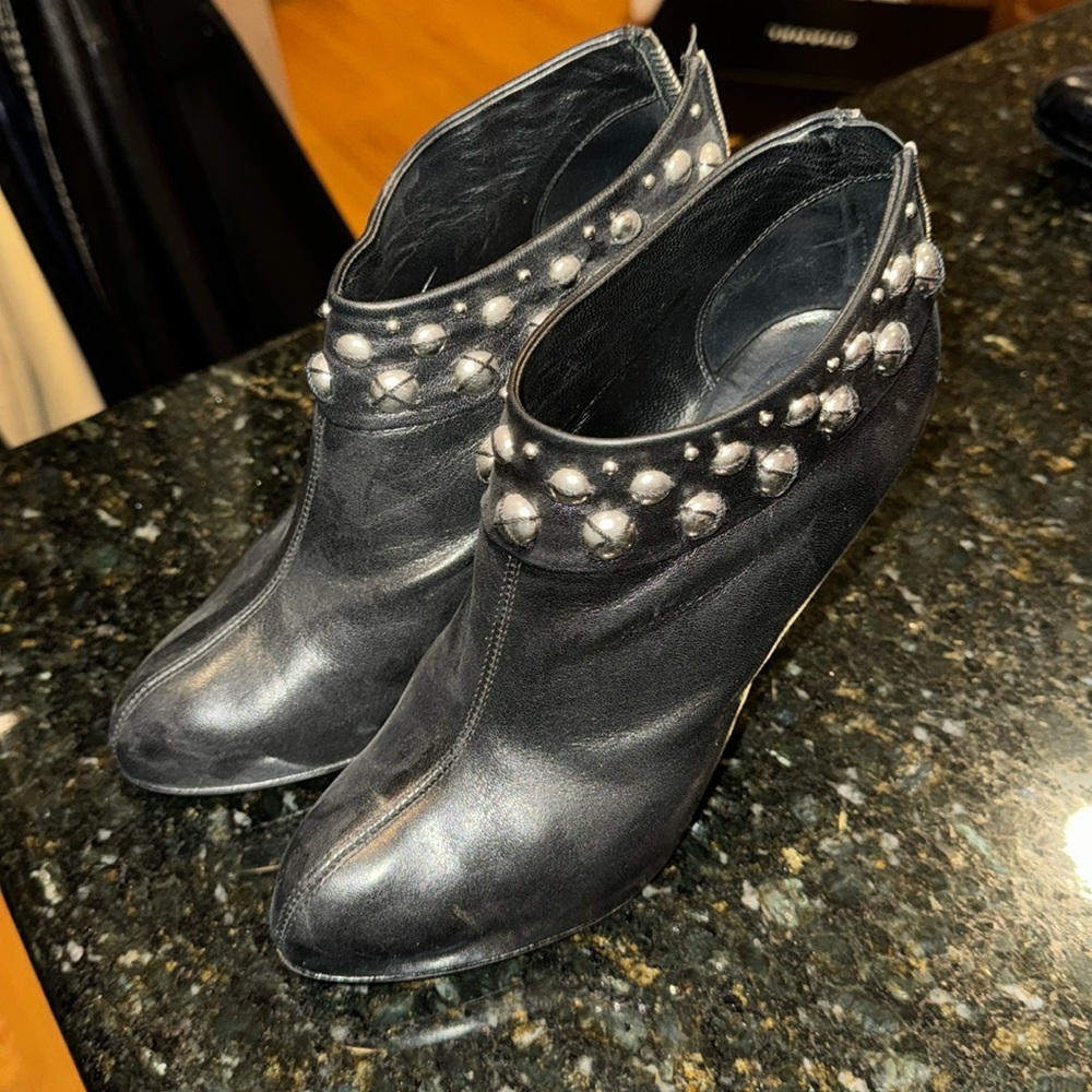 Vero Cuoio Heels